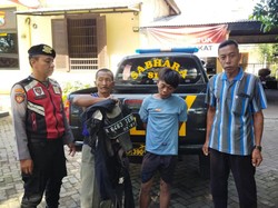 Pemuda Pasuruan Bonyok-Motor Dibakar Usai Ketahuan Bobol Rumah