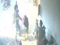 Detik-detik IRT di Lampung Lawan Pencuri Motor Meski Ditodong Senpi