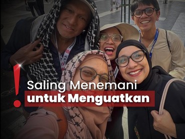 Momen Pertemuan Tak Terduga Shahnaz Haque dan Ikang di Madinah