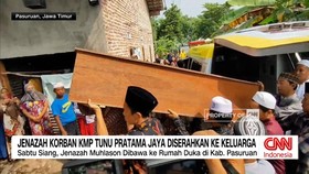 VIDEO: Jenazah Korban KMP Tunu Pratama Jaya Diserahkan ke Keluarga
