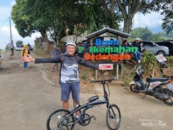 Cerita Gowes Sepeda di Malang: Masjid Tiban dan Bumi Perkemahan Bedengan