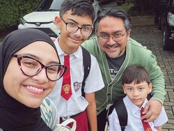 Video: Pola Asuh Anak ala Zee Zee Shahab