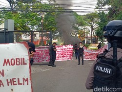 Siswa Tak Lolos di SMAN 21 Makassar Diarahkan ke Sekolah Swasta Ditolak Warga
