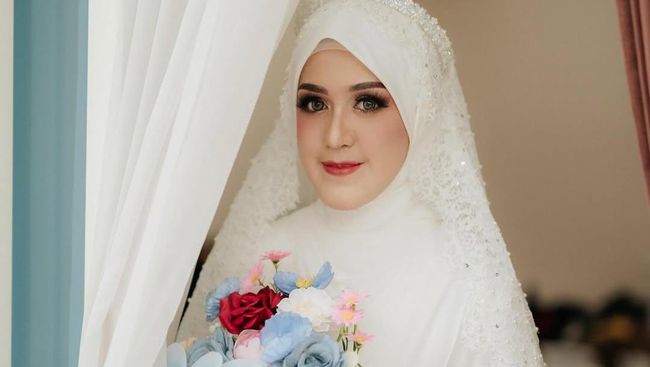 Kerja di Kementerian, Ini 7 Potret Alya Nabila Istri Baru Gunawan Dwi Cahyo Eks Okie Agustina