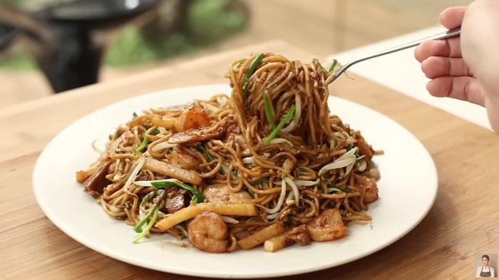 Bakmie Goreng/Foto: youtube.com/devinahermawan