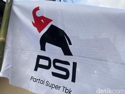 Bendera PSI Berlogo Gajah Bermunculan Jelang Kongres di Solo