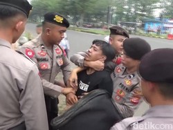 Demo ODOL di Subang Memanas, Sopir Truk dan Kernet Diamankan Polisi