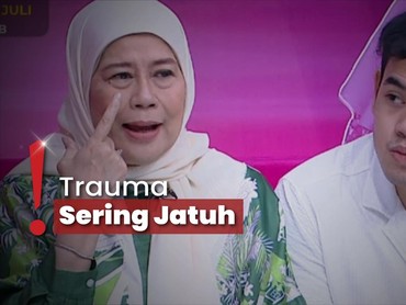 Mata Kanan Alami Kebutaan, Dewi Yull Harus Digandeng saat Jalan