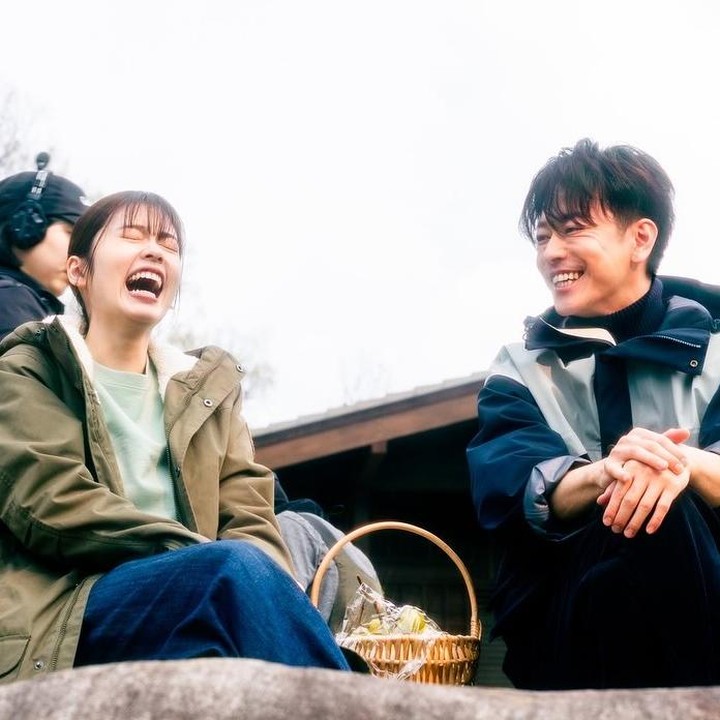 <p>Dikutip dari laman<em>&nbsp;AllKpop,</em> adaptasi ini bukan seakdar <em>remake </em>biasa. Versi Jepang dari <em>Marry My Husband</em> ini merupakan hasil imajinasi ulang dari novel web asli Korea yang disesuaikan dengan budaya dan masyarakat Jepang, lho.&nbsp;(Foto: Instagram@fuka_koshiba_official)</p>