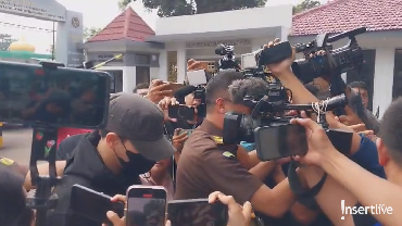 Kondisi Jonathan Frizzy Saat Ditahan: Terpukul dan Syok