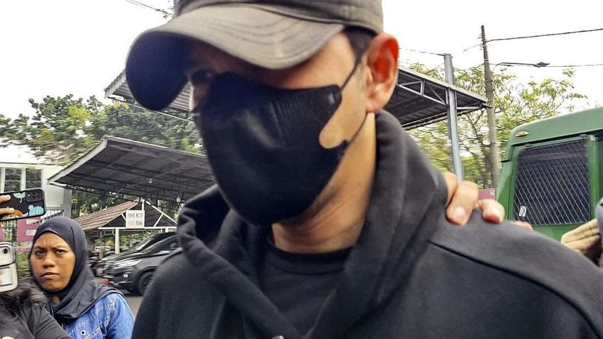 Vonis Ditunda, Jonathan Frizzy Harap Hukuman Seringan-ringannya
