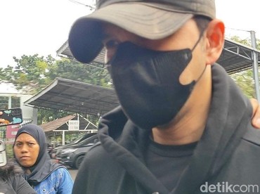 Ambeien & Diindikasi Idap Kanker, Ini 7 Potret Kondisi Jonathan Frizzy Saat Ditahan
