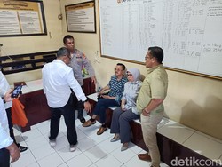 Riuh Suara Tahanan Saat Kabiro Ekonomi NTB Hendak Dijebloskan ke Sel