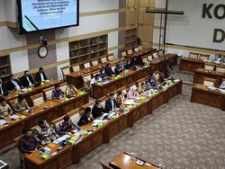 Audiensi di Komisi III DPR, Komnas Perempuan Serahkan Kajian untuk RKUHAP
