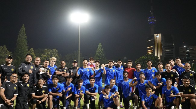 Media Malaysia memuji Indonesia dan PSSI atas fasilitas terbaik untuk timnas Malaysia U-23 jelang Piala AFF U-23 2025. Latihan perdana Malaysia berjalan lancar.