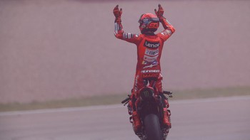 FOTO: Selebrasi Pacu Jalur Warnai Kemenangan Marquez di MotoGP Jerman