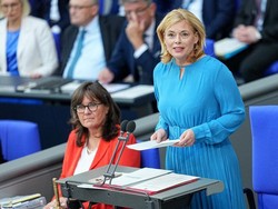 Presiden Parlemen Jerman Tolak Kibar Bendera Pelangi di Bundestag
