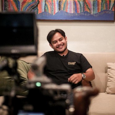 Jarang Tersorot, Ini 7 Pesona Raja Adik Prilly Latuconsina Jadi Bos Persikota Tangerang