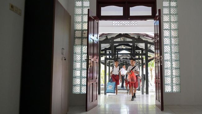 CKG menemukan, kelompok anak dan remaja memiliki indikasi ganggua mental yang lebih tinggi daripada dewasa dan lansia. Depresi dan kecemasan mengintai.