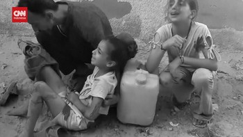 VIDEO: Israel Serang Antrean Air Warga Gaza, Berdalih Sistem Eror