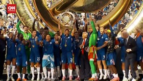 VIDEO: Viral Donald Trump Ogah Turun Podium Piala Dunia Antarklub