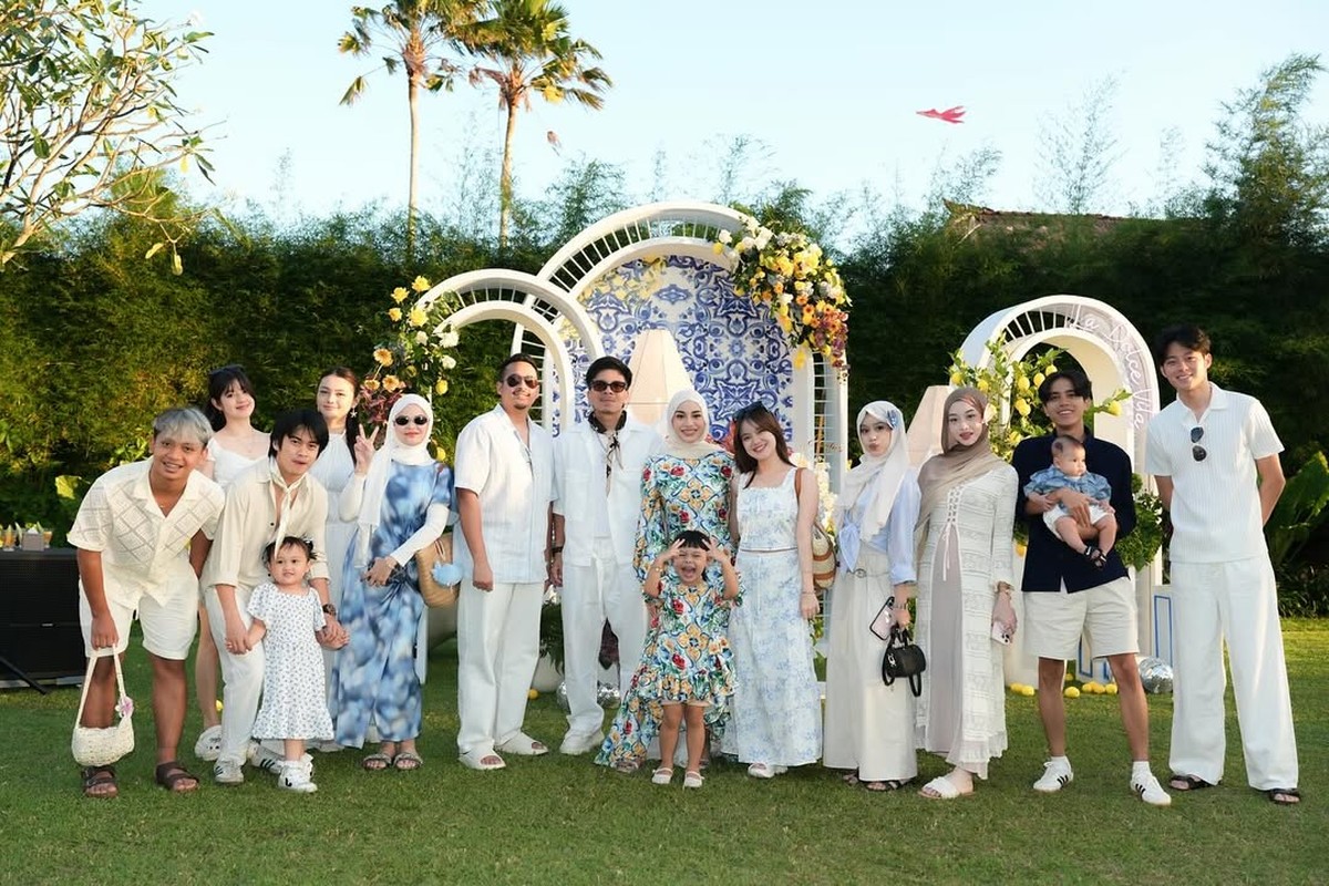 Ulang Tahun Aurel Hermansyah