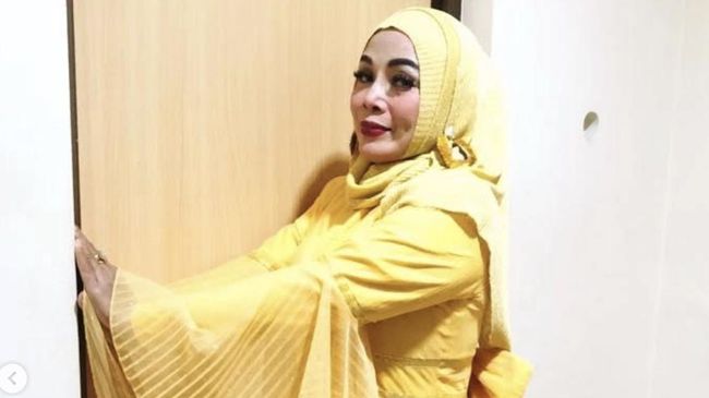 Pedangdut senior Yunita Ababiel meninggal dunia pada Minggu (13/7) pagi. Kabar tersebut pertama kali disampaikan oleh Rhoma Irama.