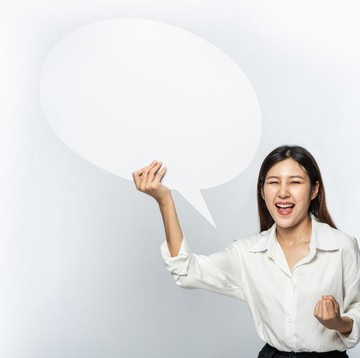 6 Alasan Psikologis Kenapa Seseorang Berbicara dengan Suara Lebih Keras dari yang Lain