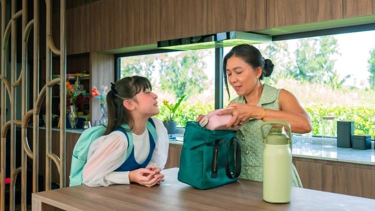 9 Cara Mengecek Kotak Bekal & Botol Minum Anak