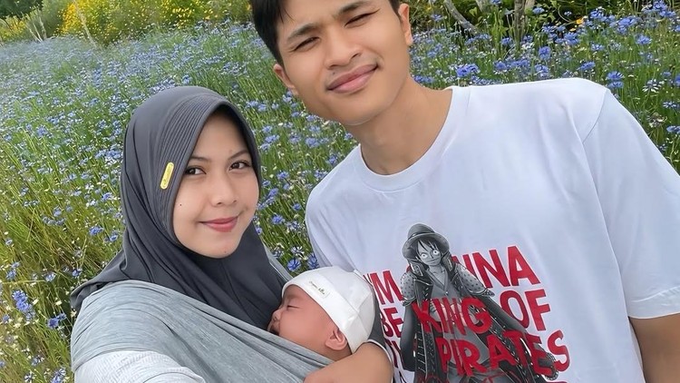 Bella Cyntya Bella Cyntya