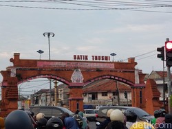 Penduduk Kabupaten Cirebon Melimpah, Ekonomi Ditopang Jasa-UMKM