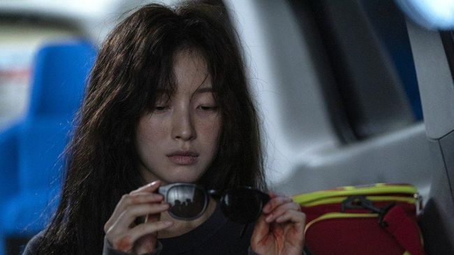 Sinopsis S Line: Misteri garis merah menghubungkan seseorang dengan mereka dengan yang pernah berhubungan seksual dengannya.