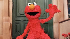 Akun X Elmo Sesame Street Diretas, Hina Trump Hingga Pesan Rasis