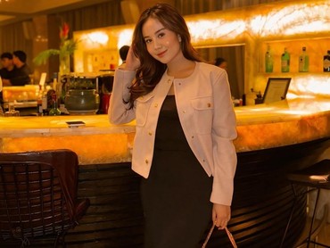 img-title Adik Mendiang Vanessa Angel Ditolak Ibu Fuji Ketemu Gala, Ini 7 Potret Terbaru Mayang