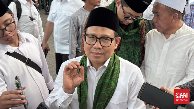 Kena Tarif Trump, Industri Sepatu-Garmen RI Tak Kuat Lagi Cak Imin mengatakan industri sepatu dan garmen dalam negeri tak akan kuat menahan beban tarif Trump kepada RI sebesar 32 persen.