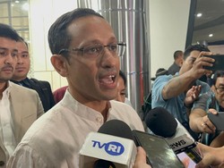 Nadiem Makarim Selesai Diperiksa Kejagung: Izinkan Saya Kembali ke Keluarga