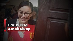 img-title Nikita Mirzani Cabut Laporan Wanprestasi, Ingin Fokus ke Pidana