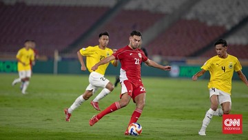 Berita Olahraga Terkini CNN Sport : Jens Raven Menggila, Indonesia Melesat Unggul 8-0 Menit Ke-62
