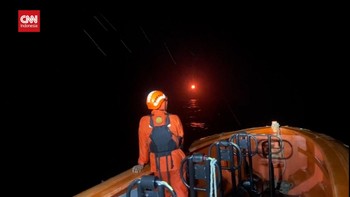 VIDEO: Operasi SAR Kapal Rombongan DPRD Mentawai Terbalik di Laut