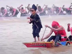 Dhika 'Aura Farming' Bicara soal Tarian Viral Pacu Jalur