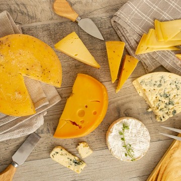 Diet Tetap Aman! Ini 5 Jenis Keju Sehat yang Bisa Dikonsumsi Tanpa Rasa Bersalah