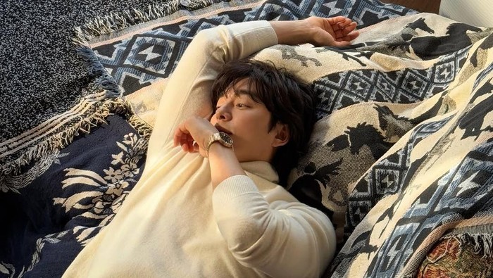 img-title Gong Yoo Jadi Satu-satunya Aktor Korea yang Masuk Daftar 50 Pria Paling Seksi Versi Harper's Bazaar