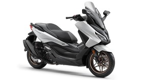 Honda Forza 250 Baru Dijual Harga Rp94 Jutaan, Apa Saja yang Berubah?