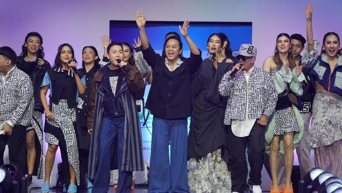 Sambut 10 Tahun Berkarya, Koleksi TS The Label 'Pecah' di 