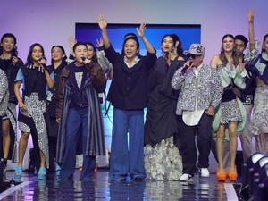 Sambut 10 Tahun Berkarya, Koleksi TS The Label 'Pecah' di 