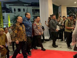 Chairul Tanjung Hadiri Malam Puncak Hoegeng Awards 2025