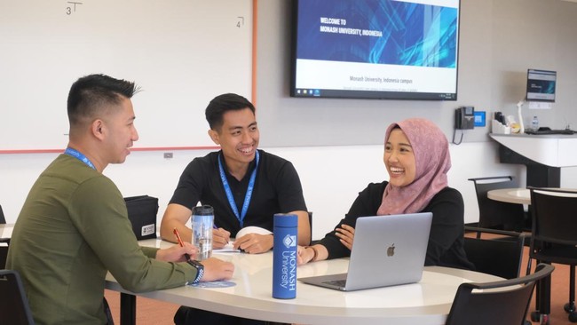 Berkolaborasi dengan LPDP, Monash University Indonesia berkomitmen mempersiapkan generasi pemimpin dan inovator yang siap menghadapi tantangan dunia modern.