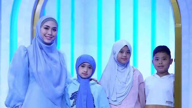 Oki Setiana Dewi Akui Berat Kuliah di Mesir sambil Urus 3 Anak