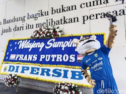 Diumumkan Lewat Karangan Bunga, Frans Putros Pemain Baru ke-9 Persib