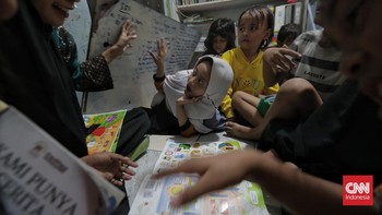 FOTO: Gerilya Literasi di Lorong Sempit Kampung Muka Pademangan